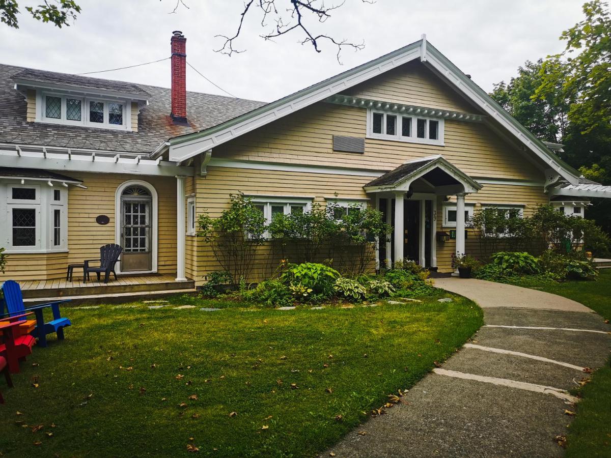 Bed and Breakfast Leaside Manor St. John's Exterior foto